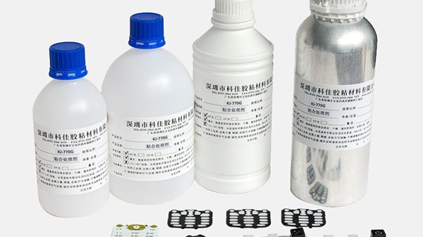 硅膠用什么膠水粘