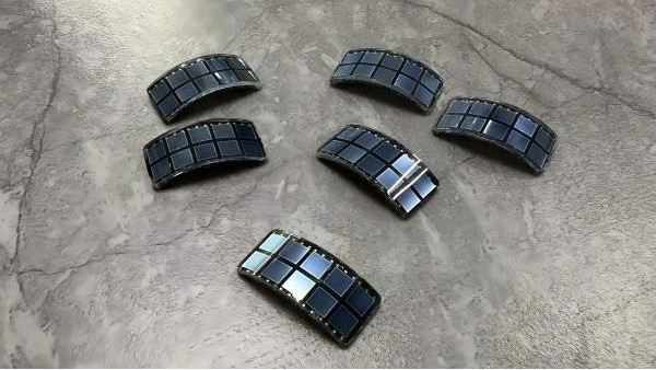 單晶硅粘PC紫外光固化UV膠應(yīng)用案例-UV無(wú)影膠