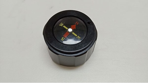 鋁件粘PC需快速粘接不發(fā)白用什么膠水呢？