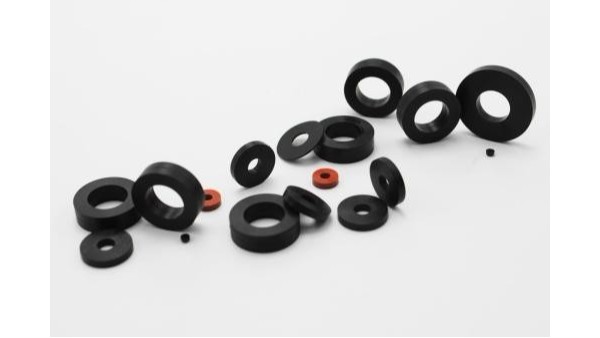 塑料用什么膠水粘比較牢固