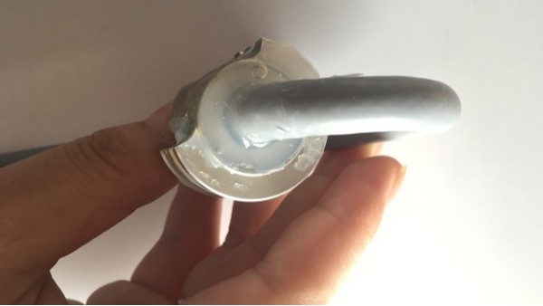 硅膠密封膠是什么膠水？怎么使用？