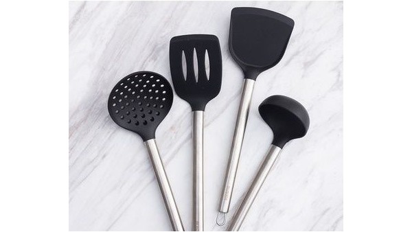 硅膠和金屬能粘住嗎？揭秘粘接原理與應(yīng)用前景