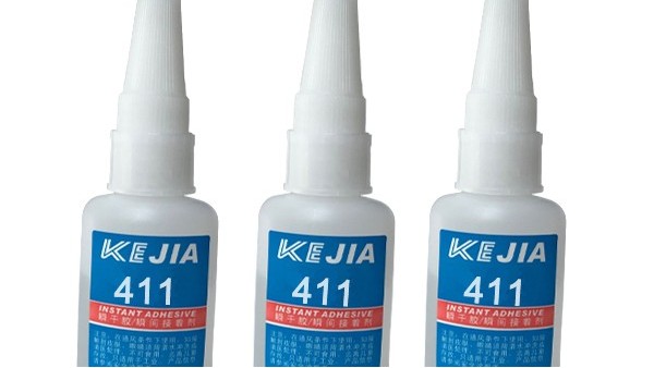 金屬和塑料用什么膠水粘接效果好