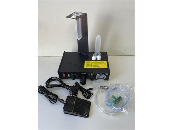 半自動點(diǎn)膠機(jī)4