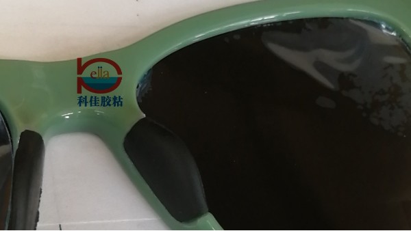 硬塑料用什么膠水粘最結(jié)實(shí)